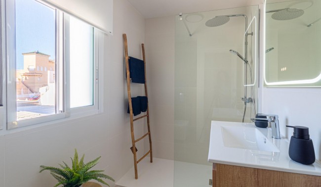 Resale - Townhouse - Torrevieja - Los Frutales