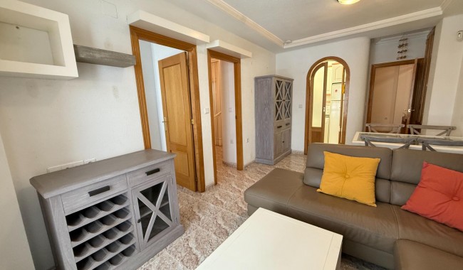 Resale - Apartment - Torrevieja - Playa del cura