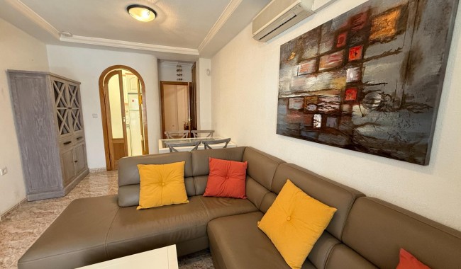 Resale - Apartment - Torrevieja - Playa del cura