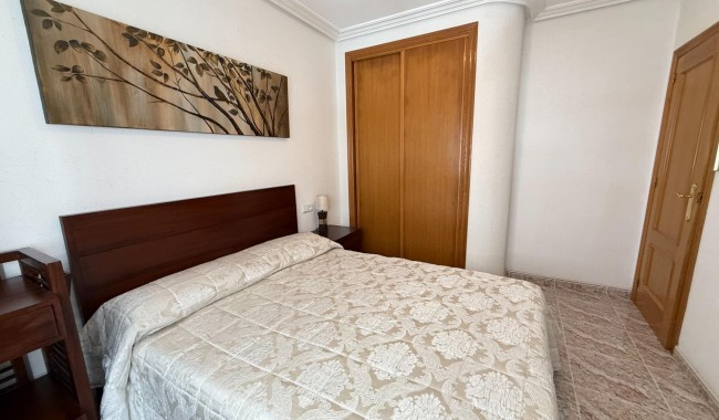 Resale - Apartment - Torrevieja - Playa del cura