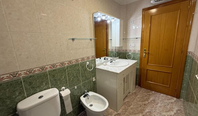 Resale - Apartment - Torrevieja - Playa del cura