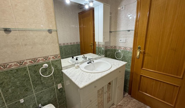 Resale - Apartment - Torrevieja - Playa del cura