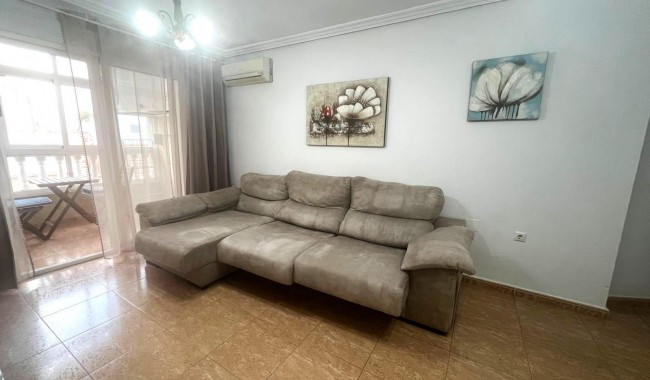 Alquiler a largo plazo - Apartamento - Torrevieja - Playa del cura