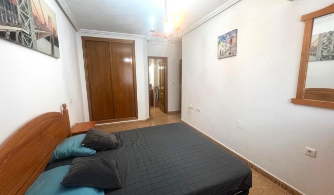 Alquiler a largo plazo - Apartamento - Torrevieja - Playa del cura