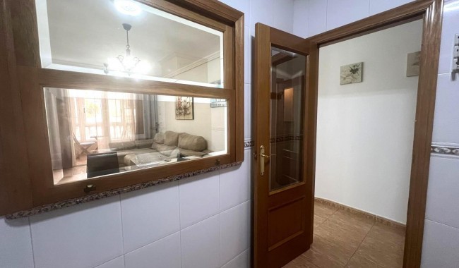 Alquiler a largo plazo - Apartamento - Torrevieja - Playa del cura