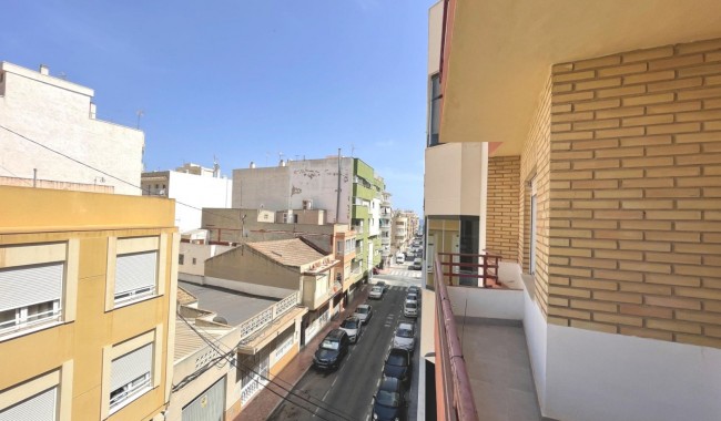 Sprzedaż - Apartament - Torrevieja - Centro